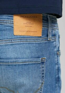 Jack & Jones Jeans A SigarettaBlue Denim Uomo Jeans JA222G1DO-K11 17 Jack & Jones Jeans A SigarettaBlue Denim Uomo Jeans JA222G1DO-K11 -Jack & Jones 020cf8ce6c0040698b42099d9fdd215d