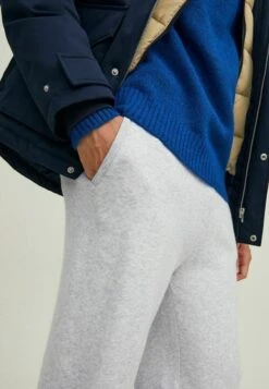 Jack & Jones Kane KeeganPantaloni SportiviLight Grey Melange Uomo Pantaloni Sportivi E Joggers JA222E0ZB-C12 -Jack & Jones 0b738ada7f284e73863a66c736130b89