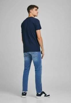 Jack & Jones Jeans A SigarettaBlue Denim Uomo Jeans JA222G1DO-K11 12 Jack & Jones Jeans A SigarettaBlue Denim Uomo Jeans JA222G1DO-K11 -Jack & Jones 13331df45cd342e3931d17652ad0bb85