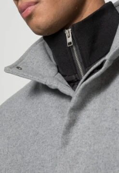 Jack & Jones Jjedunham SnCappotto CortoLight Grey Melange Uomo Cappotti JA222T0UP-C12 11 Jack & Jones Jjedunham SnCappotto CortoLight Grey Melange Uomo Cappotti JA222T0UP-C12 -Jack & Jones 20f146bf44f7476389500388fce4b83a