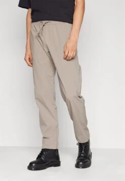 Jack & Jones Jpstkane Jjtech PantPantaloniDriftwood Uomo Pantaloni JA222E1BJ-A11 -Jack & Jones 2277c2188f404b9db54f719bca4805cf