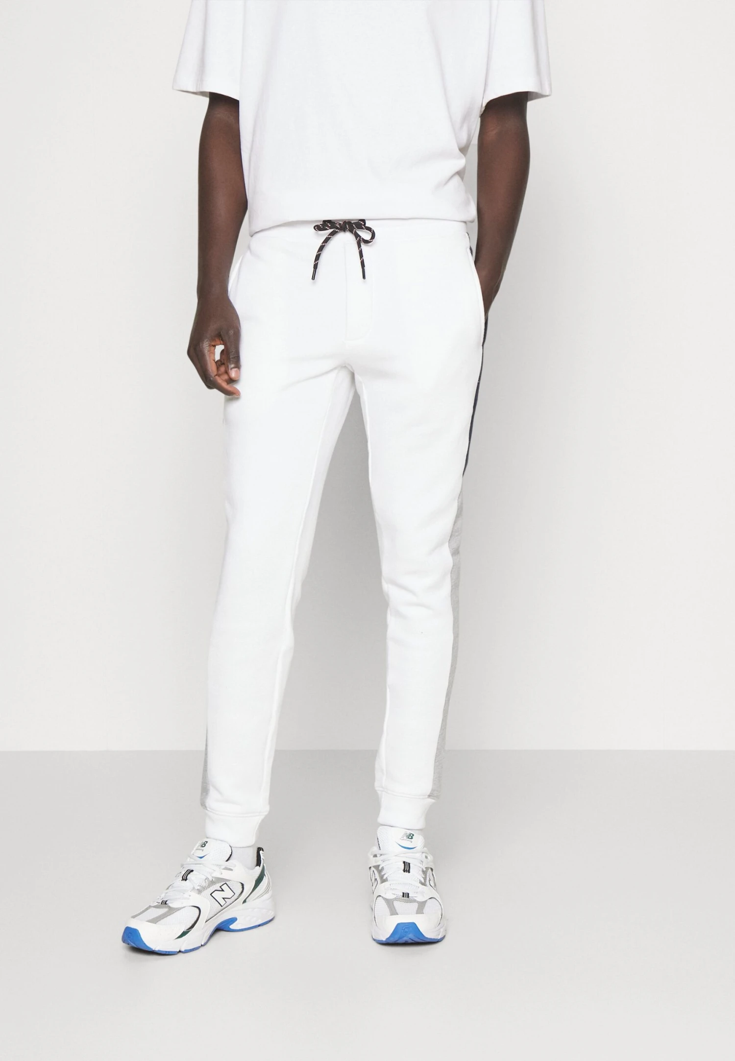 Jack & Jones Jpstwill Jjreid Pant Pantaloni SportiviWhite Uomo Pantaloni Sportivi E Joggers JA222E18W-A11 3 Jack & Jones Jpstwill Jjreid Pant Pantaloni SportiviWhite Uomo Pantaloni Sportivi E Joggers JA222E18W-A11