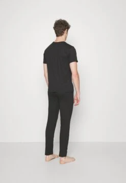 Jack & Jones James Tee And PantsPigiamaBlack Uomo Per La Notte JA282M025-Q11 -Jack & Jones 2d145e46d6a343f49d46529d2384913e