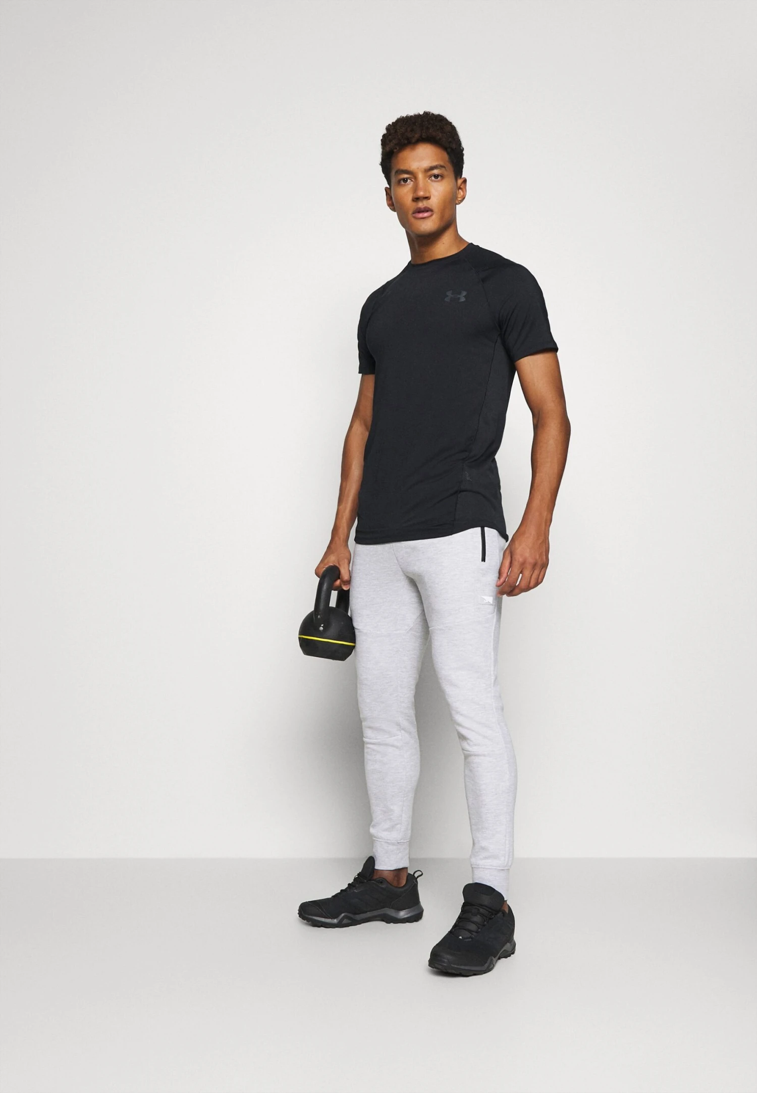 Jack & Jones Iwill Air Noos NbPantaloni SportiviLight Grey Melange Uomo Pantaloni Sportivi E Joggers JA242E01L-C11 4 Jack & Jones Iwill Air Noos NbPantaloni SportiviLight Grey Melange Uomo Pantaloni Sportivi E Joggers JA242E01L-C11 - immagine 2