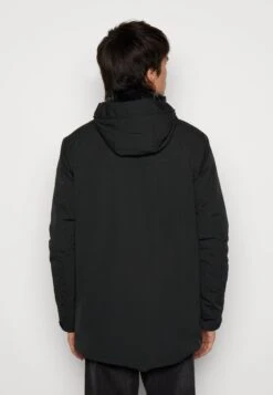Jack & Jones JjkaiserParkaBlack Uomo Cappotti JA222T107-Q11 -Jack & Jones 2eb87d9795c8455f83032ce3ab5d920e