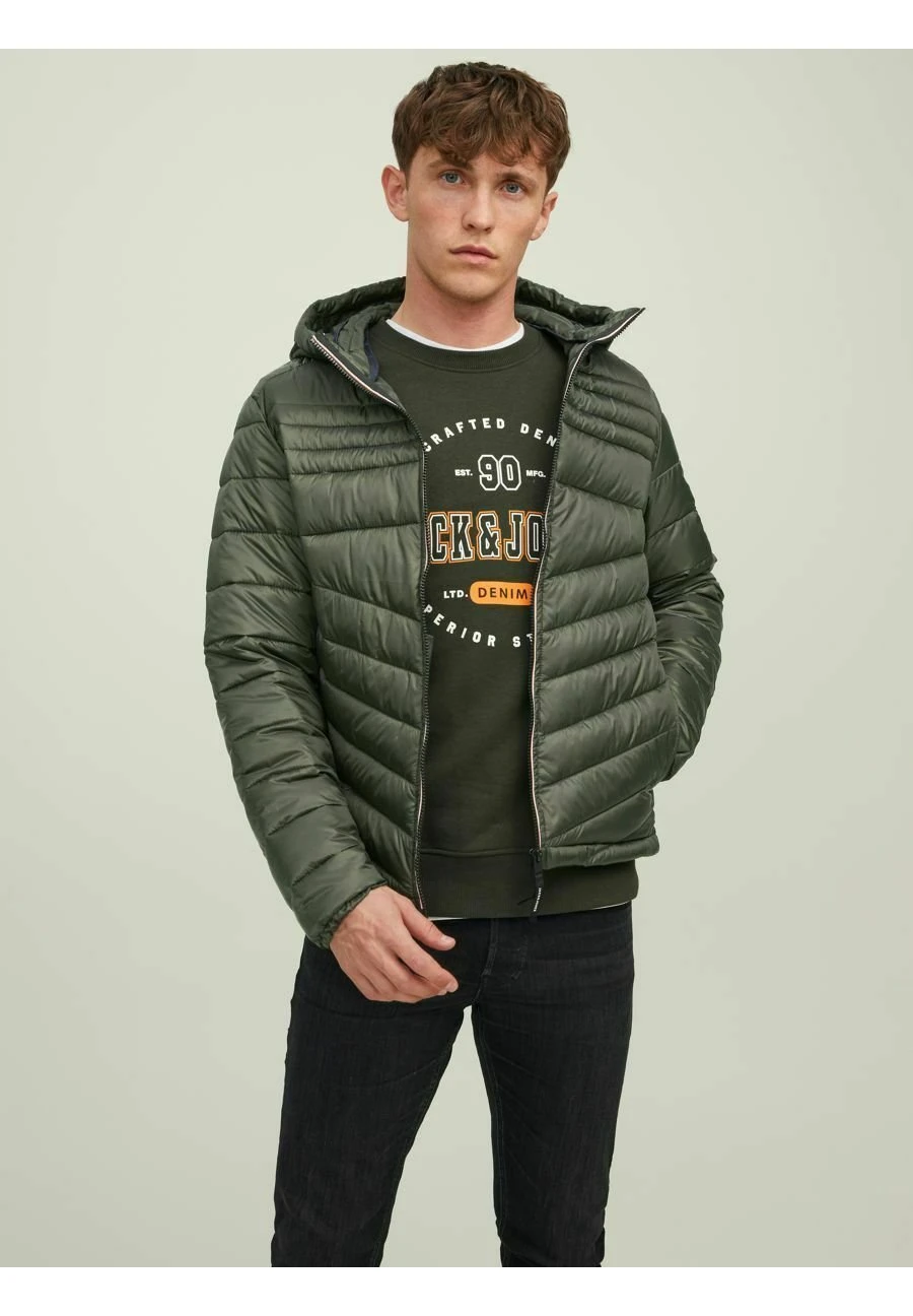 Jack & Jones Wattierte Leichte KapuzenGiacca InvernaleRosin Uomo Giacche JA222T1HV-N11 3 Jack & Jones Wattierte Leichte KapuzenGiacca InvernaleRosin Uomo Giacche JA222T1HV-N11