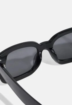 Jack & Jones Jacsonny Sunglasses UnisexOcchiali Da SoleBlack Uomo Occhiali Da Sole JA254K00I-Q11 -Jack & Jones 477eda51128744bea93031e754e0bcdd