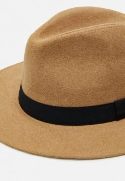 Jack & Jones Jacmedo Fedora HatCappelloCamel/Tan Uomo Cappellie Berretti JA252Q00V-B11 9 Jack & Jones Jacmedo Fedora HatCappelloCamel/Tan Uomo Cappellie Berretti JA252Q00V-B11 -Jack & Jones 47ce292e82904ee692af7ce05dda6a9c