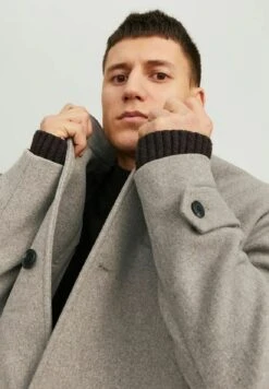 JACK&JONES Premium Blamelton SnCappotto CortoGreige Uomo Cappotti JAM22T04V-O14 12 JACK&JONES Premium Blamelton SnCappotto CortoGreige Uomo Cappotti JAM22T04V-O14 -Jack & Jones 4acedc0c03ef48d9971ddf0b116674f2