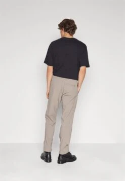 Jack & Jones Jpstkane Jjtech PantPantaloniDriftwood Uomo Pantaloni JA222E1BJ-A11 -Jack & Jones 4d197c6f1e72413e8e83aa2f3da67ac4