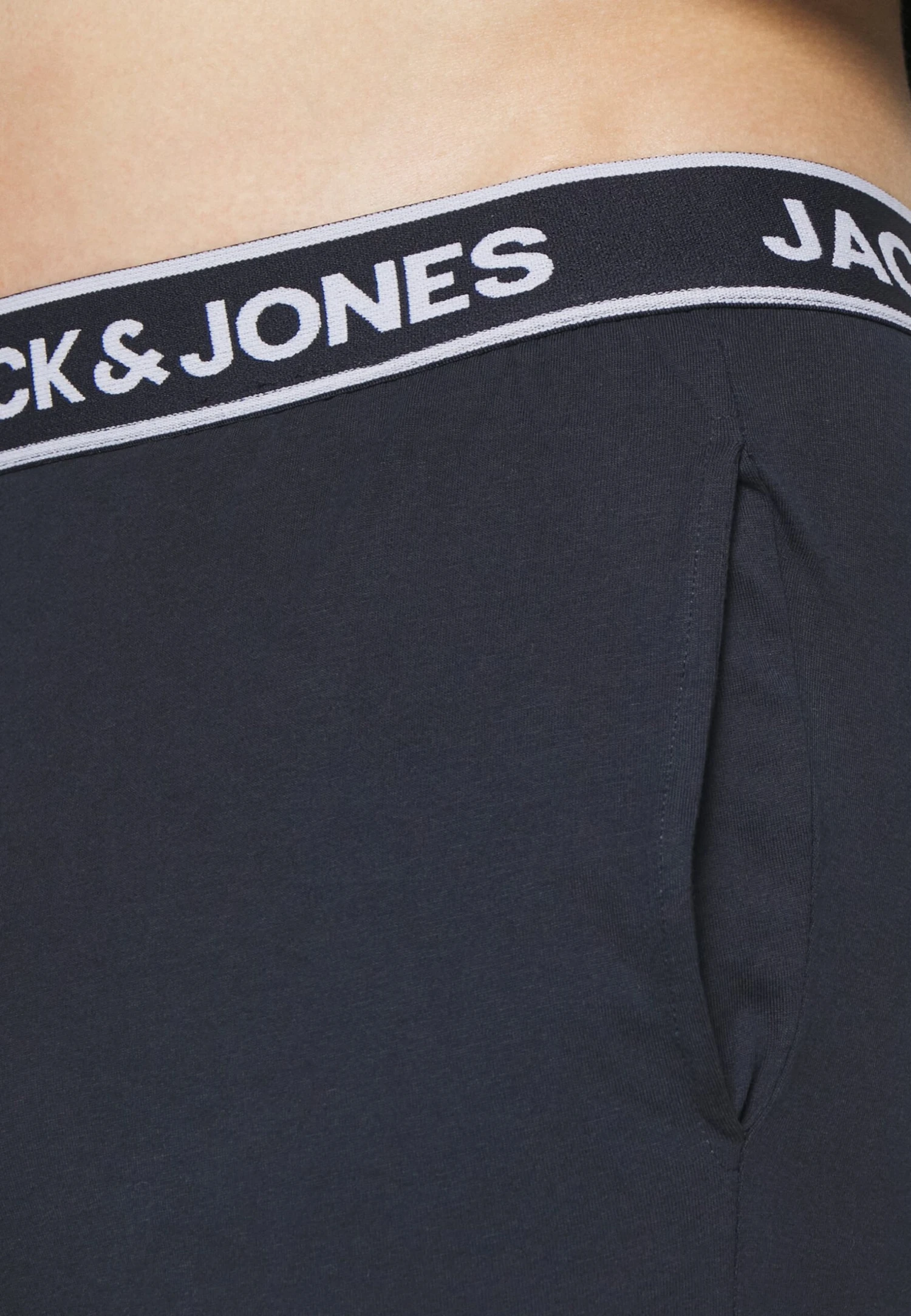 Jack & Jones Jacjaxon Tee And Pants SetPigiamaNavy Blazer Uomo Per La Notte JA282M02H-K11 8 Jack & Jones Jacjaxon Tee And Pants SetPigiamaNavy Blazer Uomo Per La Notte JA282M02H-K11 - immagine 6