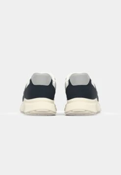 Jack & Jones JFWASPIRE RUNNER - Sneakers Basse - White/black/grey -Jack & Jones 5b387fb407ac4a9091dbf96ea1db5a82