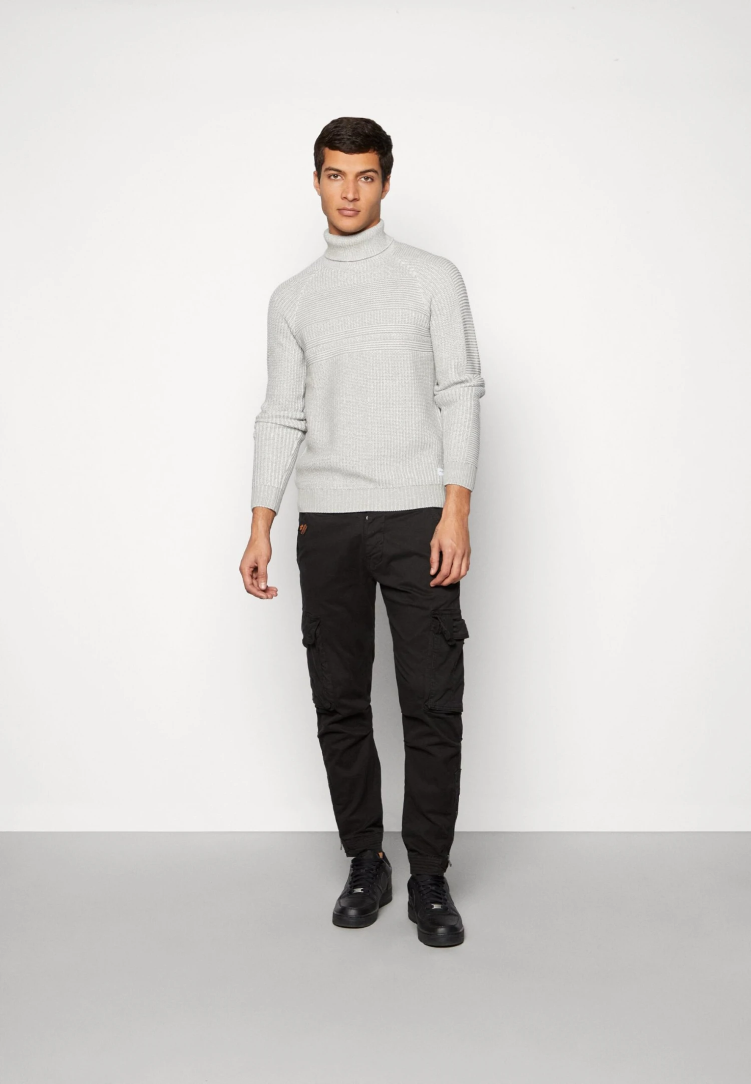 Jack & Jones Jjpower Roll NeckMaglioneLight Grey/White Uomo Maglieria JA222Q14R-C11 4 Jack & Jones Jjpower Roll NeckMaglioneLight Grey/White Uomo Maglieria JA222Q14R-C11 - immagine 2