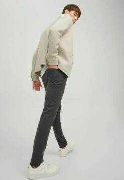 Jack & Jones Will XavierPantaloni SportiviDark Grey Uomo Pantaloni Sportivi E Joggers JA222E18E-C11 -Jack & Jones 6ee657aa19bf4b3dac0a7d09e8530fd5