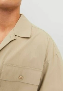 Jack & Jones Kurzarmhemd Track - Camicia - Crockery -Jack & Jones 7759fe8581d44097b9455b0fef1606ad