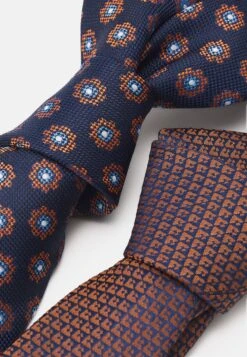 Jack & Jones Jacdavid Tie Unisex 2 PackCravattaRubber Uomo Cravatte E Accessori JA254S005-O12 7 Jack & Jones Jacdavid Tie Unisex 2 PackCravattaRubber Uomo Cravatte E Accessori JA254S005-O12 -Jack & Jones 7d4d030f2ff046f49e9a8454c4622544