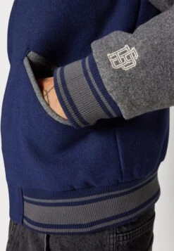 JACK&JONES Premium Jprcambridge Giubbotto BomberMaritime Blue Uomo Giacche JAM21000A-K11 13 JACK&JONES Premium Jprcambridge Giubbotto BomberMaritime Blue Uomo Giacche JAM21000A-K11 -Jack & Jones 85a3d4cec11d45ba97248be585b411e6