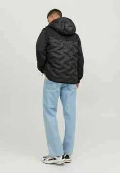 Jack & Jones Giacca InvernaleBlack Uomo Giacche JA222T1PR-Q11 -Jack & Jones 91c41854beee4d9686bb25a4aacd189f