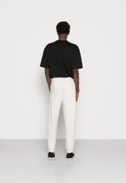 Jack & Jones Jjikane Brink ClubPantaloni SportiviWhite Melange Uomo Pantaloni Sportivi E Joggers JA222E0YN-A11 -Jack & Jones 91e03d79d2ae4c8ab3c93ff1924d8fdb