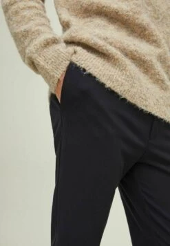 Jack & Jones Will XavierPantaloni SportiviBlack Uomo Pantaloni Sportivi E Joggers JA222E18I-Q11 -Jack & Jones 9abc95ab98784a70b48b323a77675014