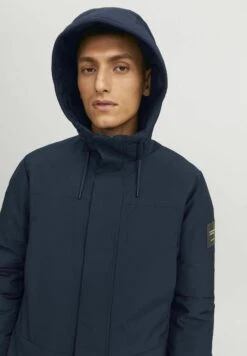 Jack & Jones Parka Cappotto InvernaleNavy Blazer Uomo Cappotti JA222T1KB-K11 -Jack & Jones a0e6fde082274e61a8bb0358998a3c67