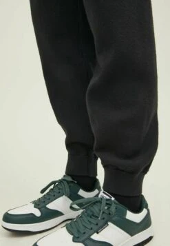 Jack & Jones Kane KeeganPantaloni SportiviBlack Uomo Pantaloni Sportivi E Joggers JA222E0ZB-Q11 -Jack & Jones a11ac9cdbe5a4be7a72ead98b9a10b91