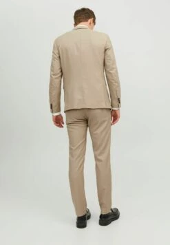 Jack & Jones KlassischerGiaccaPure Cashmere Uomo Completi E Cravatte JA222T087-C13 11 Jack & Jones KlassischerGiaccaPure Cashmere Uomo Completi E Cravatte JA222T087-C13 -Jack & Jones b913d6070d924cde9ca5c1aca797b3fd