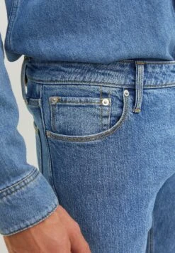 Jack & Jones Clark EvanJeans A SigarettaBlue Denim Uomo Jeans JA222G25G-K11 13 Jack & Jones Clark EvanJeans A SigarettaBlue Denim Uomo Jeans JA222G25G-K11 -Jack & Jones bc1985d6e8a54ab99d965418ea9bbf21