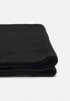 Jack & Jones Jacjolly Giftbox Set SciarpaBlack Uomo Cappellie Berretti JA252R01G-Q12 12 Jack & Jones Jacjolly Giftbox Set SciarpaBlack Uomo Cappellie Berretti JA252R01G-Q12 -Jack & Jones bc3a83f917634c7fbb972e1f6b68d501