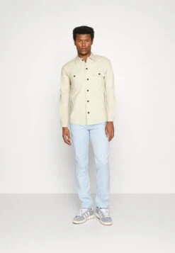 Jack & Jones Jcoclassic Ben OvershirtGiacca Da Mezza StagioneMoonbeam Uomo Giacche JA222D2I0-C11 11 Jack & Jones Jcoclassic Ben OvershirtGiacca Da Mezza StagioneMoonbeam Uomo Giacche JA222D2I0-C11 -Jack & Jones c3d8d4d4855b45c49f88178420bbbdc8