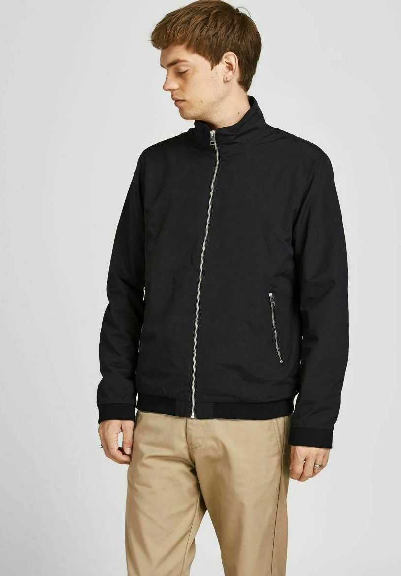 Jack & Jones Jjerush Harrington Giubbotto BomberBlack Uomo Giacche JA222T0ZO-Q11 3 Jack & Jones Jjerush Harrington Giubbotto BomberBlack Uomo Giacche JA222T0ZO-Q11