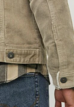 Jack & Jones PiuminoFungi Uomo Cappotti JA222T1RJ-C11 13 Jack & Jones PiuminoFungi Uomo Cappotti JA222T1RJ-C11 -Jack & Jones cc62ab0e79e545c7b6c6ecaa0293a6bb