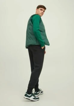 Jack & Jones Kane KeeganPantaloni SportiviBlack Uomo Pantaloni Sportivi E Joggers JA222E0ZB-Q11 -Jack & Jones d57523ed5d6f4fb3ba386ef11633fe81