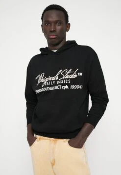 Jack & Jones JORBEDFORD TYPO HOOD - Felpa - Black -Jack & Jones df7ff7eb5fb9426fbfa9b71fa16d9e4d