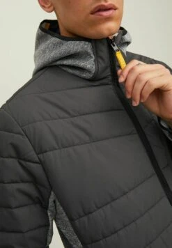 Jack & Jones Jcoberg Hybrid JacketGiacca Da Mezza StagioneAsphalt Uomo Giacche JA222T1GN-C11 -Jack & Jones e0345b8673b94ac29287d5c21c21b64b