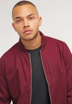 Jack & Jones Jcoboro Crew Neck Slim Fit T-Shirt Con StampaBlack Uomo T-shirt E Polo JA222O0YG-Q11 -Jack & Jones e07156a7fd7d44b9a5ed7e17f95b8e08