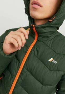 Jack & Jones Giacca InvernaleMountain View Uomo Giacche JA222T1QH-M11 -Jack & Jones e5daa95457404c35986e251d3f2f6db6