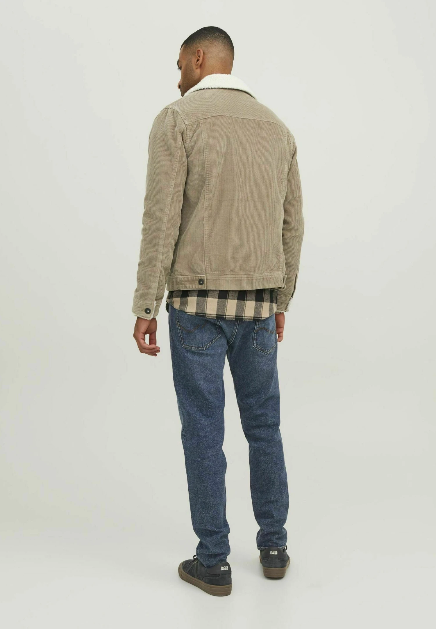 Jack & Jones PiuminoFungi Uomo Cappotti JA222T1RJ-C11 5 Jack & Jones PiuminoFungi Uomo Cappotti JA222T1RJ-C11 - immagine 3