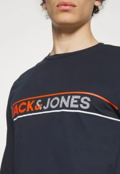 Jack & Jones Jacjaxon Tee And Pants SetPigiamaNavy Blazer Uomo Per La Notte JA282M02H-K11 11 Jack & Jones Jacjaxon Tee And Pants SetPigiamaNavy Blazer Uomo Per La Notte JA282M02H-K11 -Jack & Jones f0ef20420c714278bf4cdd6266d8e251