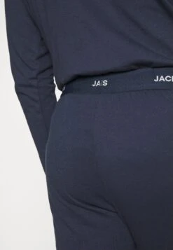 Jack & Jones Jacbasic Label Tee And Pants PigiamaNavy Blazer Uomo Per La Notte JA282M02G-K11 -Jack & Jones f66498ad0a284bcb8fd8c335152821e3