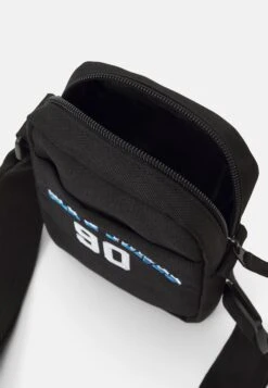 Jack & Jones Jackayser Sling Bag - Borsa A Tracolla - Black -Jack & Jones fea4ff516acf4fb39eca1317fc8baa3d